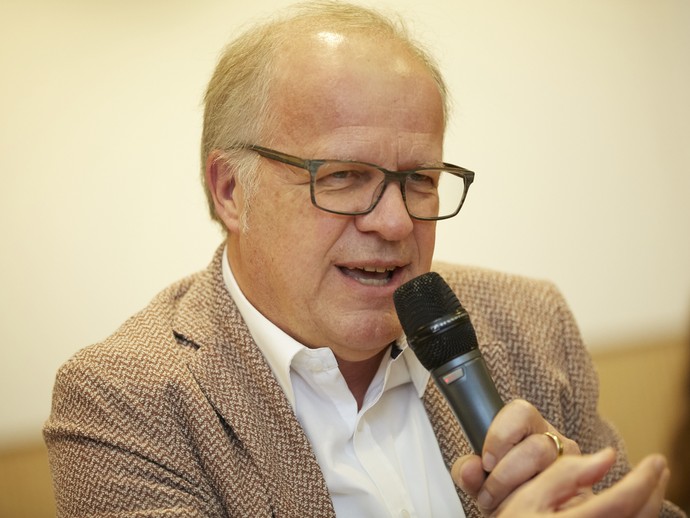 None (vergrößerte Bildansicht wird geöffnet)