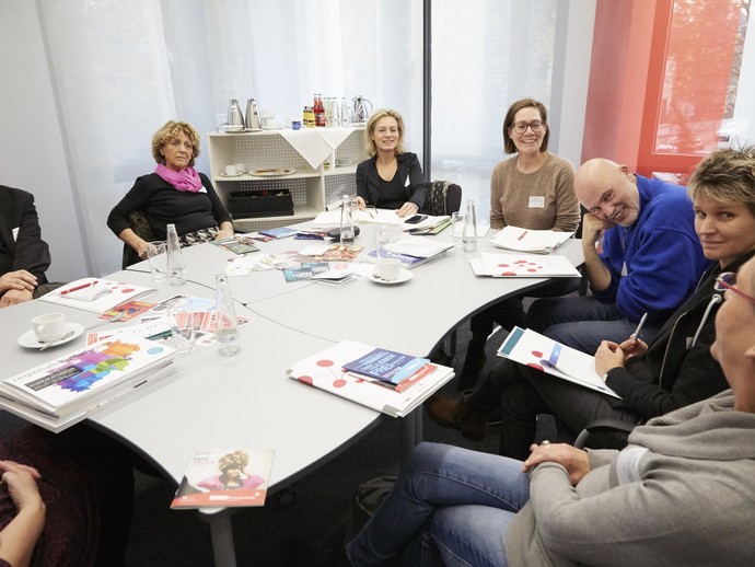 None (vergrößerte Bildansicht wird geöffnet)