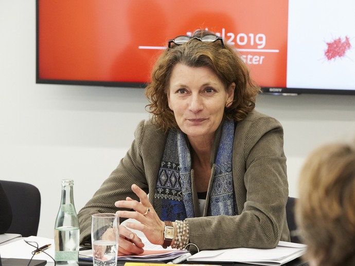 None (vergrößerte Bildansicht wird geöffnet)